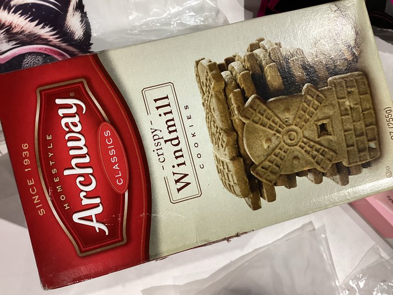 Condition photo showing As Is for Archway Cookies, Crispy Windmill Cookies, 9 Oz Box Windmill 9 Ounce (Pack of 1)