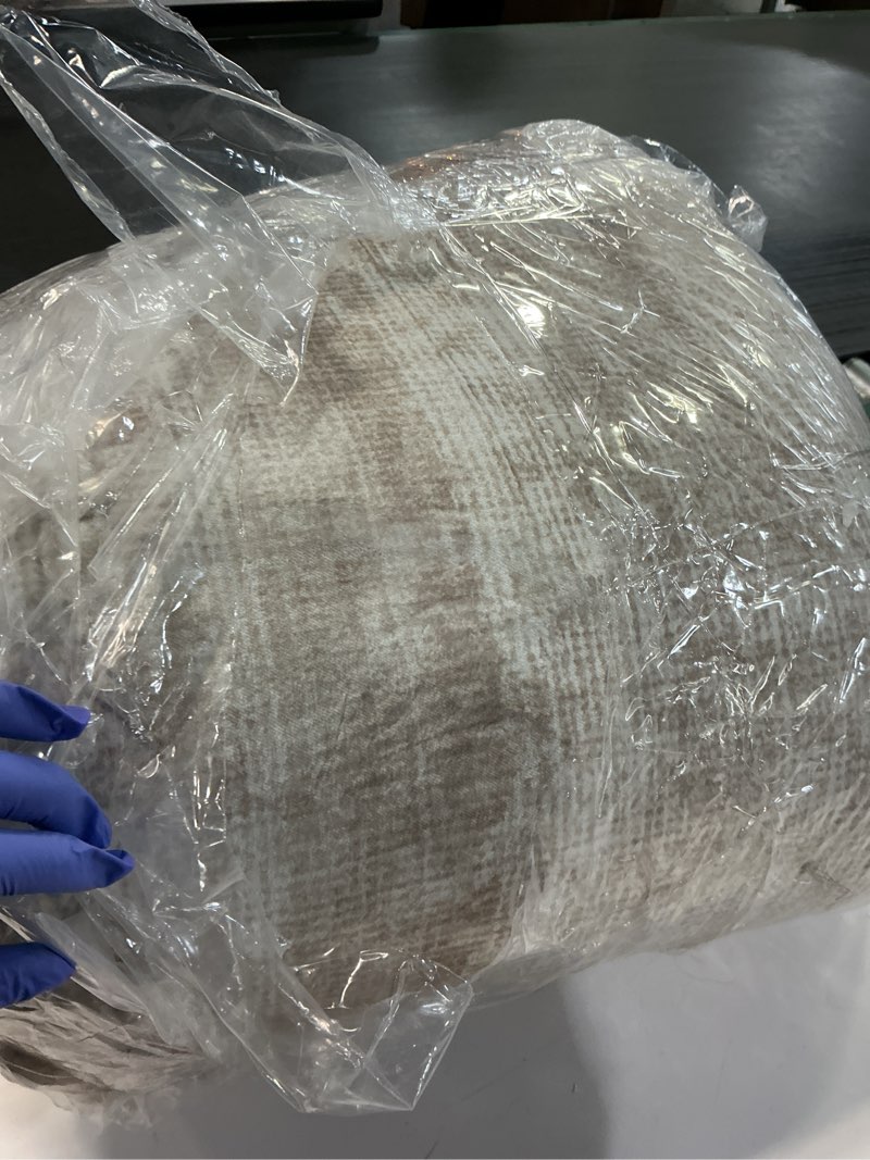 Condition photo showing As Is for Area Rugs 8x10 Living Room: Washable Rug Modern Abstract Large Rugs Soft Non Slip Neutral Rug Stain Resistant Indoor Carpet for Bedroom Kitchen Dining Room Table Nursery Home Office Rugs(Beige,8'x10') Beige 8' x 10' (Rectangular)