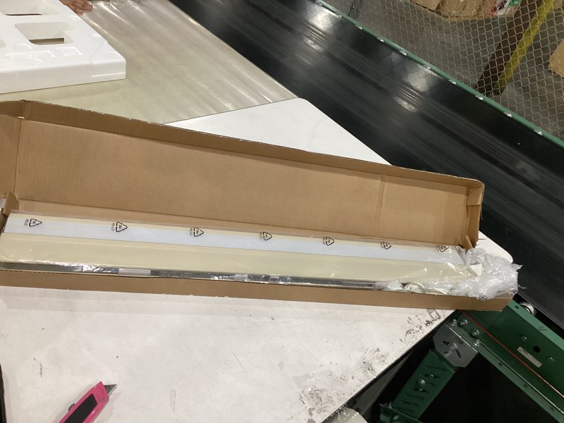 Condition photo showing Good Condition for unishades top down bottom up cellular shades cordless honeycomb blinds for indoor windows, for windows size (21" w × 48" h) colour (beige - blackout) beige - blackout 21" w × 48" h