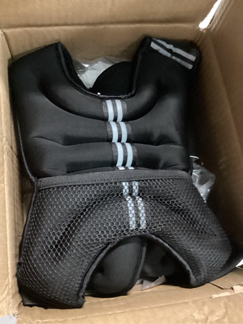 Condition photo showing Good Condition for pacearth weighted vest,6lb/8lb/10lb/12lb/16lb/20lb/25lb/30lb weight vest with reflective stripe, body weight vests for women, men, weight loss workout, strength training, running, walking, jogging 10 lb black