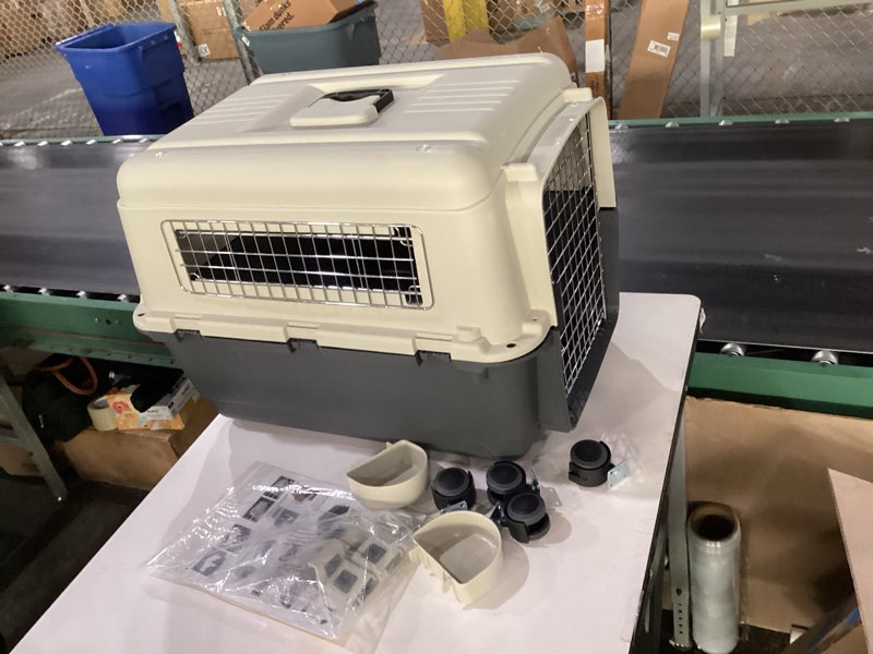 Condition photo showing Good Condition for SportPet Designs Plastic Kennels Rolling Plastic Wire Door Travel Dog Crate - Medium, Gray (CM-2001-CS01) 2b) Medium (Cream/Gray)