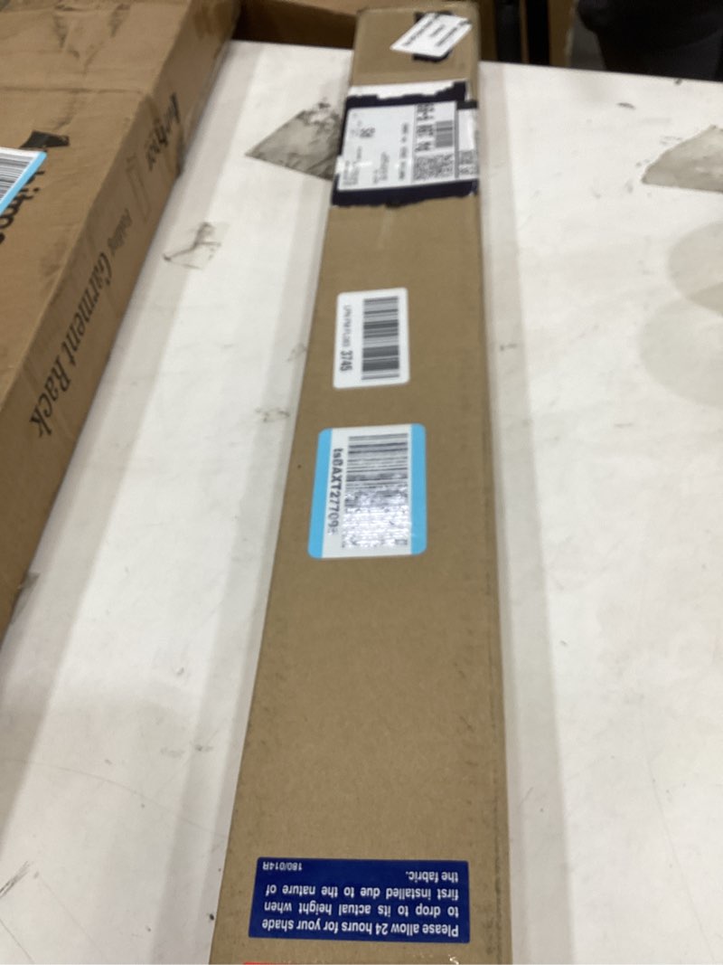 Condition photo showing Good Condition for window shade