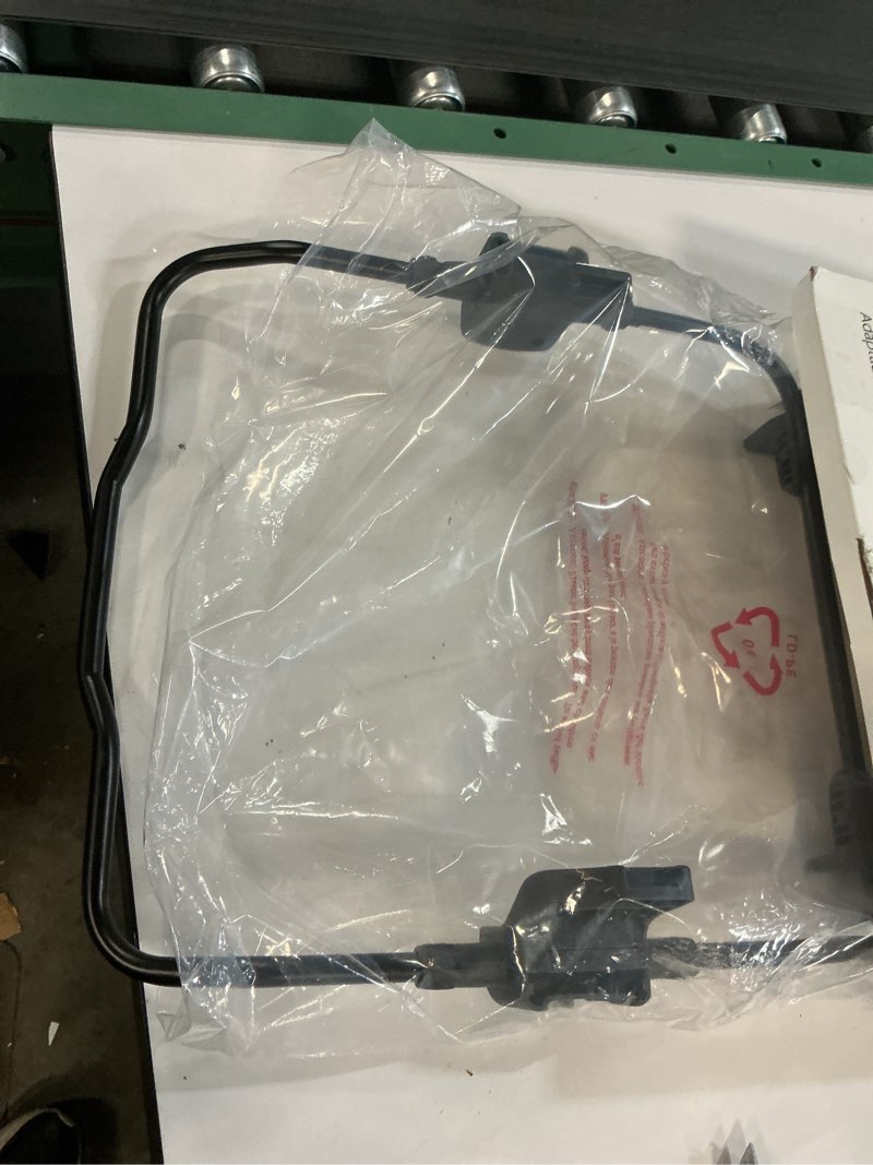 Condition photo showing Good Condition for UPPAbaby Car Seat Adapter for Chicco Infant Car Seats / Compatible with Vista and Cruz Strollers / Quick + Secure Attachment / Single Adapter Vista & Cruz Car Seat Adapter - Chicco