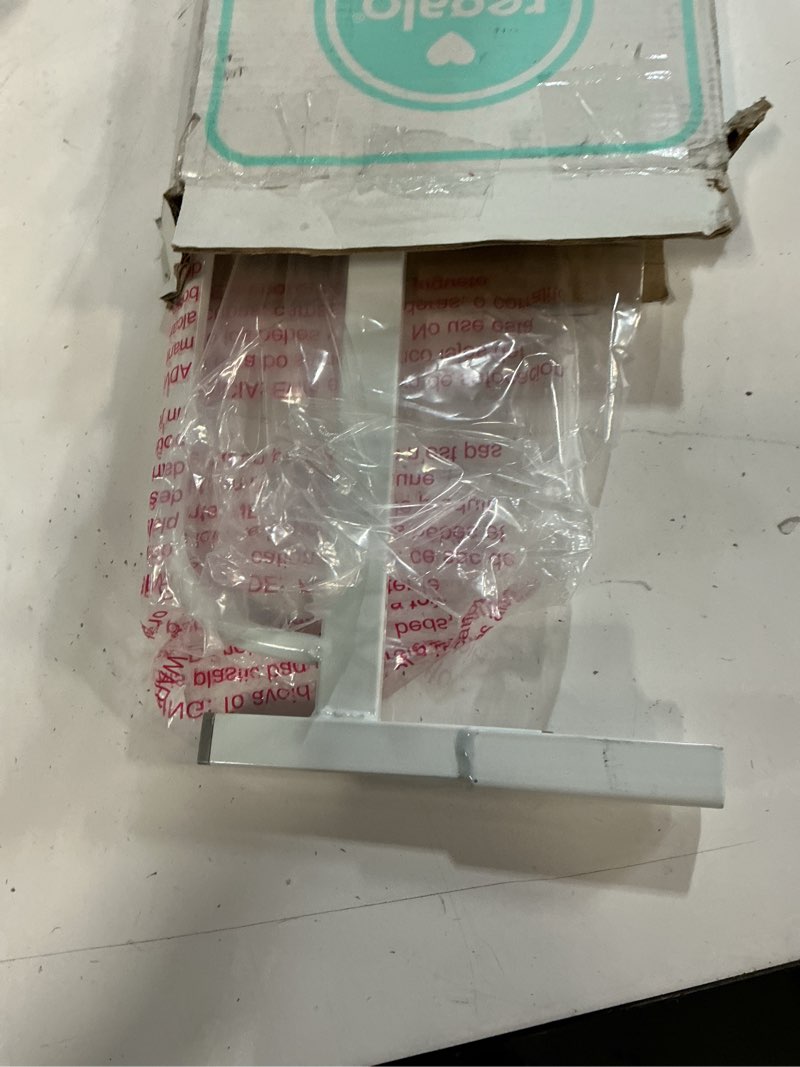 Condition photo showing Good Condition for regalo extension for safety gate,white,4 inch wide 4"
