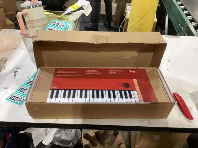 Condition photo showing New/Like New for Loog digital piano - portable keyboard for beginners with musician grade sound, MIDI over USB-C rechargeable musical educational instrument Loog piano