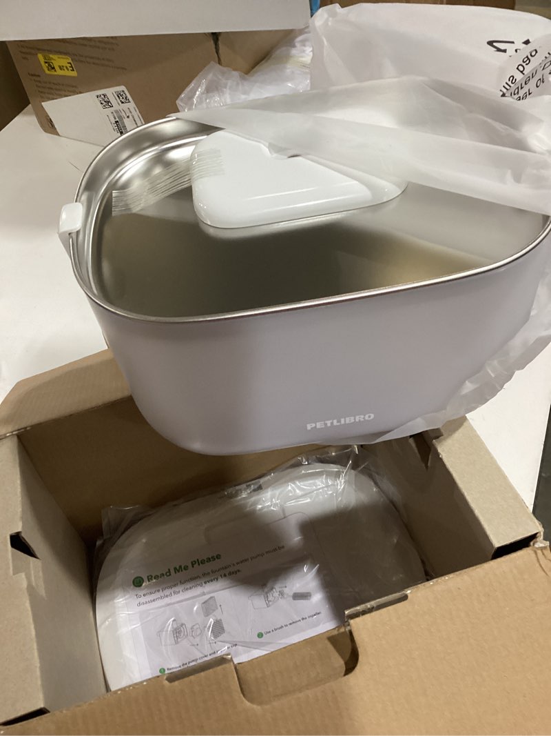 Condition photo showing Good Condition for petlibro cat water fountain with wireless pump, 2.5l/84oz pet water fountain for cats indoor stainless steel, cat water dispenser with two flow modes, pat fountain for drinking easy clean, bpa-free