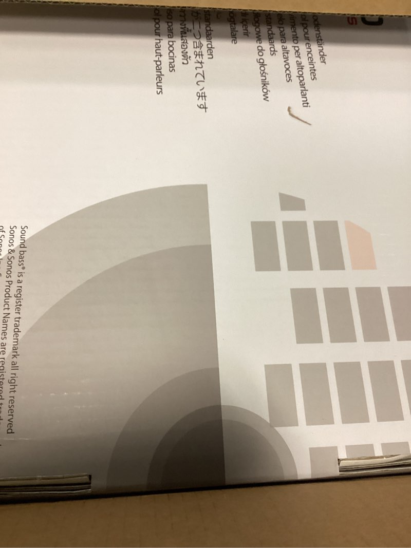 https://lotting-media.assets.bidfta.com/lotting_35719f53-2618-43c2-95bd-eb6793a994b1