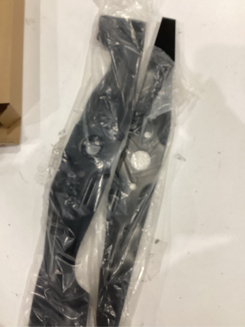 Condition photo showing Good Condition for replacement 72531-ve2-020 (upper) & 72511-ve1-020 (lower) mulching mower blade kit, compatible with hon