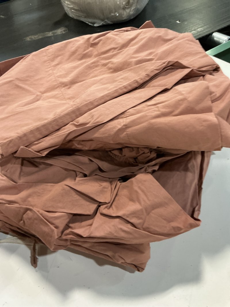 Condition photo showing As Is for organic brushed cotton sheet set colour: fig size: queen