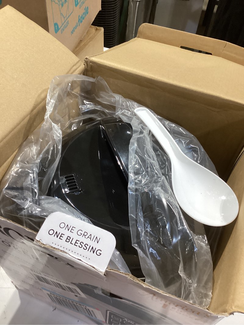 Condition photo showing Good Condition for aroma digital rice cooker, 4-cup (uncooked) / 8-cup (cooked), steamer, grain cooker, multicooker, 2 qt, stainless steel exterior, arc-914sbd 4 cup uncooked / 8 cup cooked