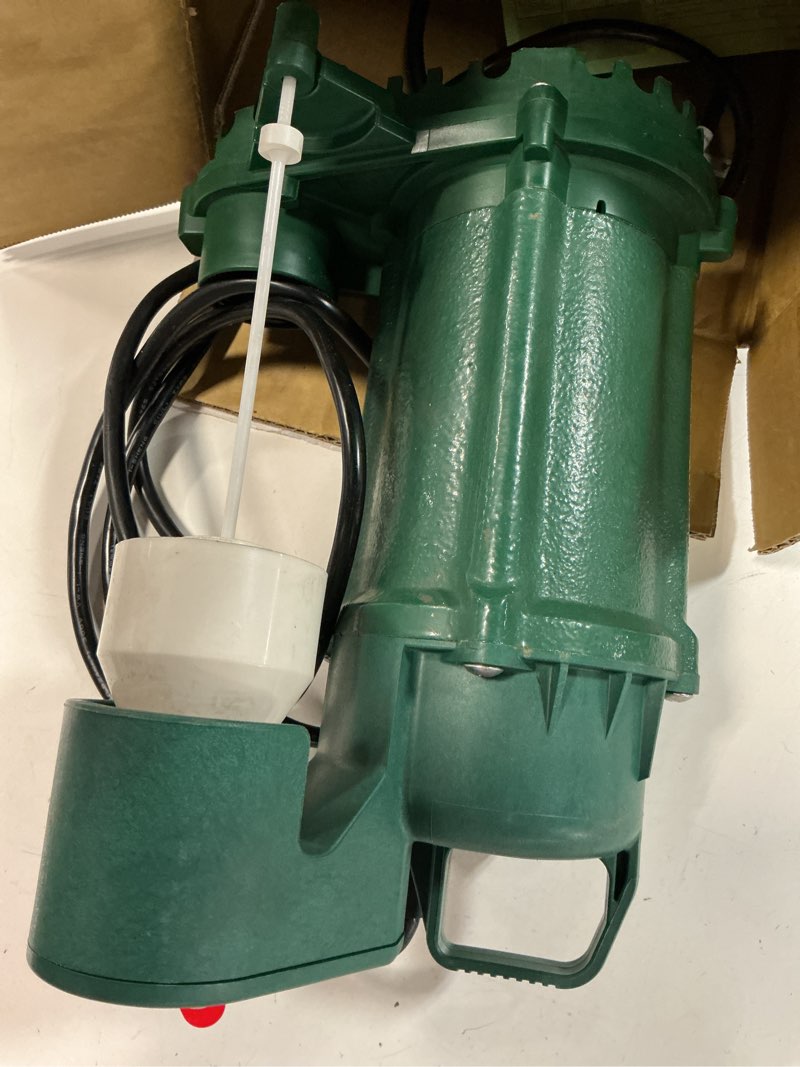 Condition photo showing As Is for zoeller 1/2 hp 3600 gph cast iron vertical float switch ac submersible sump pump