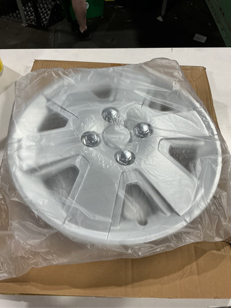 Condition photo showing Good Condition for dorman 910-106 wheel cover compatible with select ford models