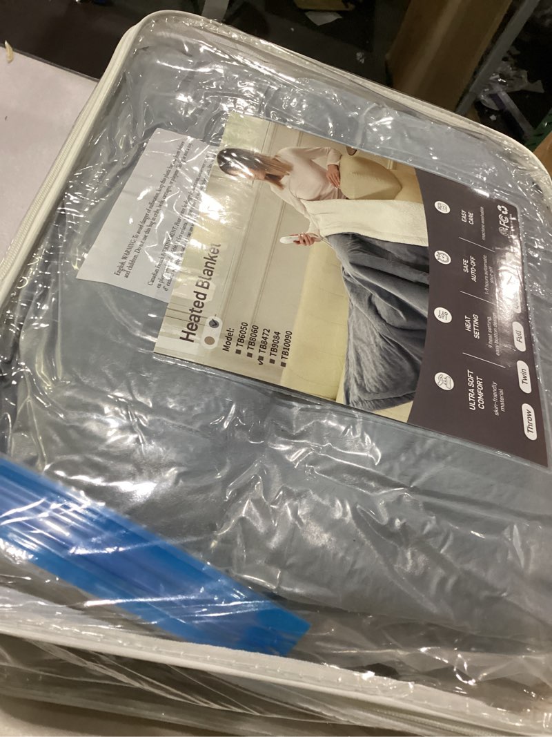 Condition photo showing New/Like New for Heated Blanket Full Size Electric Blanket, Faux Fur Heat Blanket, Super Soft Cozy Heating Blanket with 9 Heating Levels & 1-9 Hours Auto Off, Fast Heating & Overheat Protection, 72" x 84", Gray Gray Full 72" x 84"