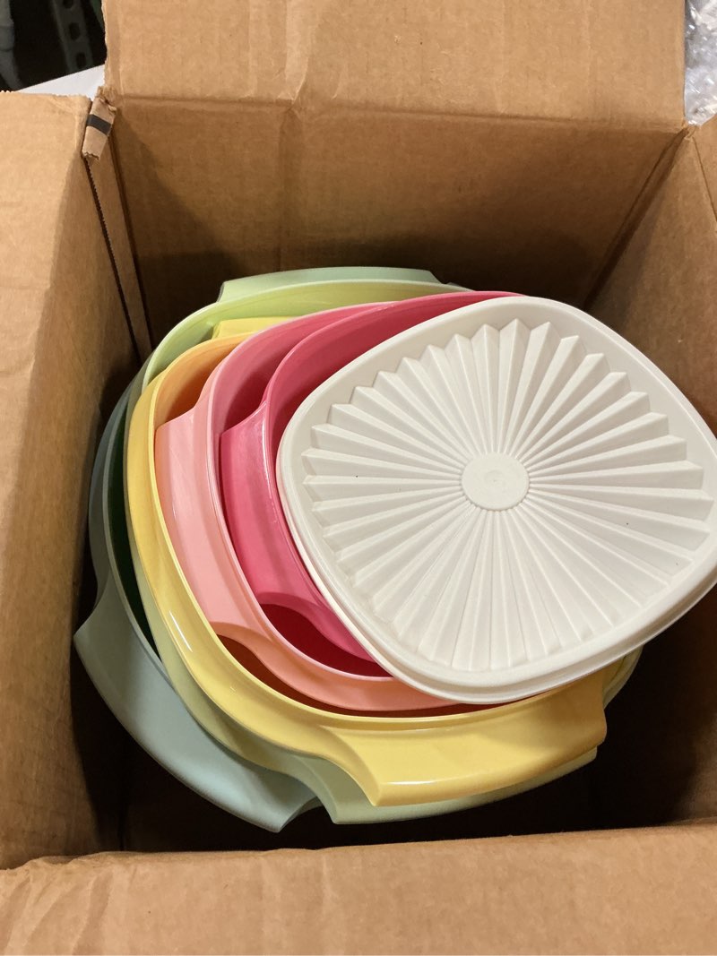 Condition photo showing As Is for tupperware 5 piece servalier set