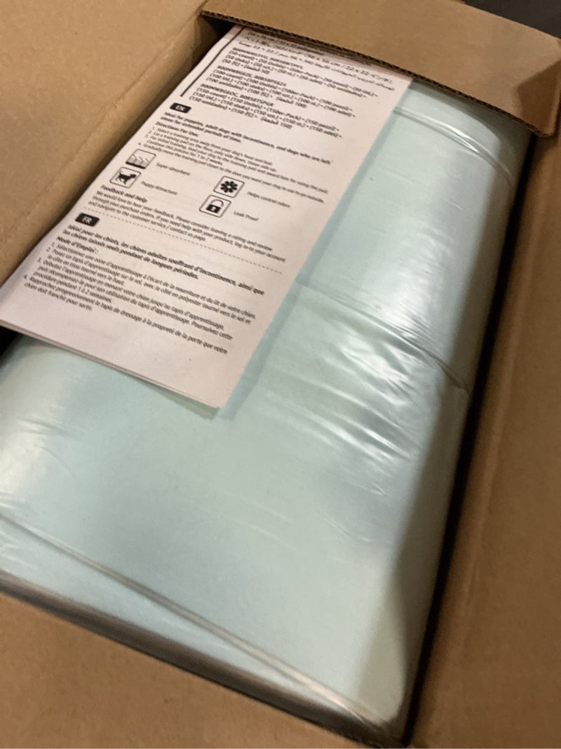 Condition photo showing Good Condition for amazon basics dog and puppy pee pads, 5-layer leak-proof super absorbent, quick-dry surface, potty training, regular (22x22"), 150 count, blue & white