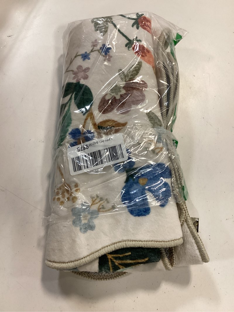 Condition photo showing New/Like New for Washable 2x4 Entryway Area Rugs: Vintage Water Resistant Kitchen Rug Non-Slip Durable Doormat Ultra Soft Living Room Bedroom Carpet Indoor Low Pile Floor Mat for Bathroom Dining Room(2x4,Cream) 2x4 Cream/Floral