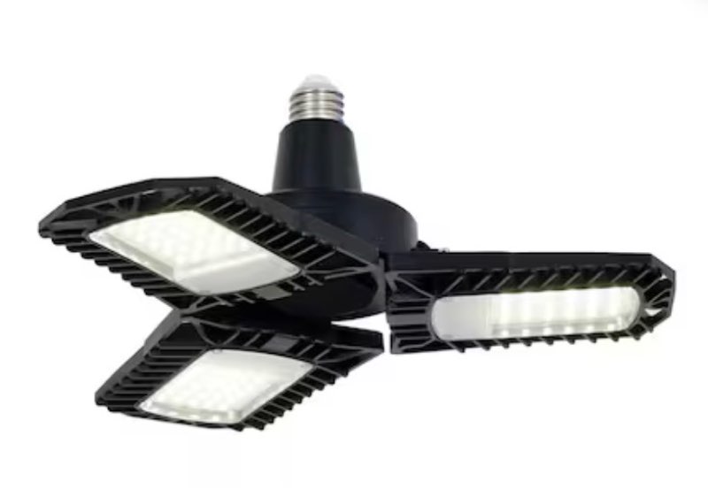 utilitech 1-ft 8000 lumens black 3 -light led diffuser garage shop light