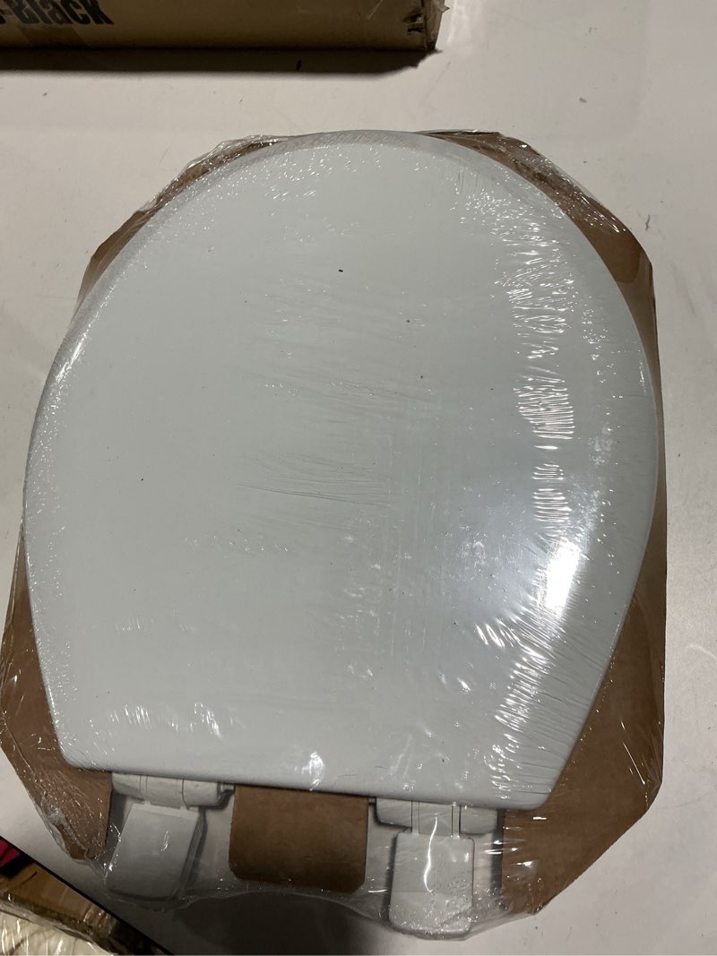 Condition photo showing New/Like New for bemis 888slow nextstep2 round closed-front toilet seat - white