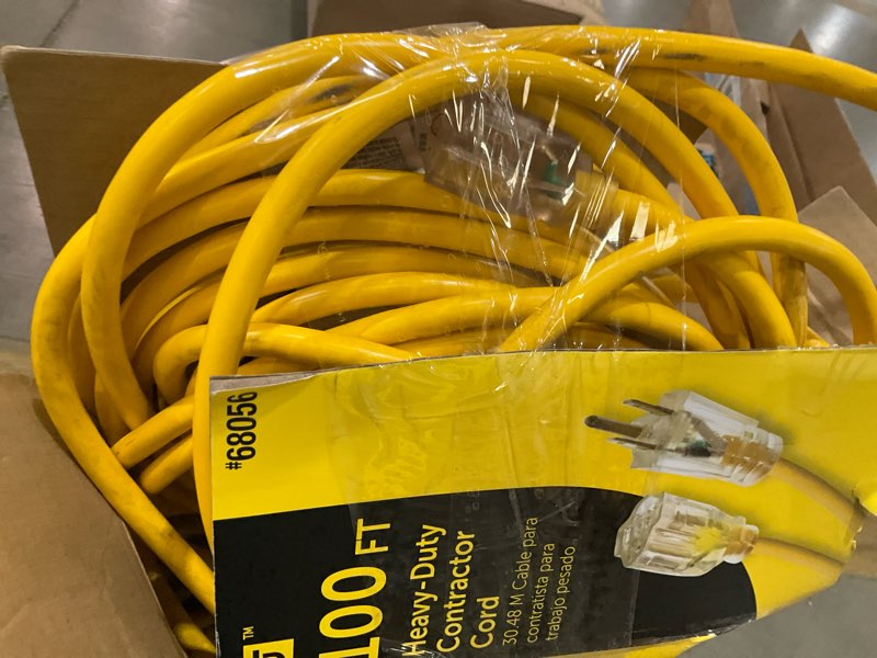 Condition photo showing As Is for utilitech pro 100-ft 12/3 3-prong outdoor sjtw heavy duty locking extension cord
