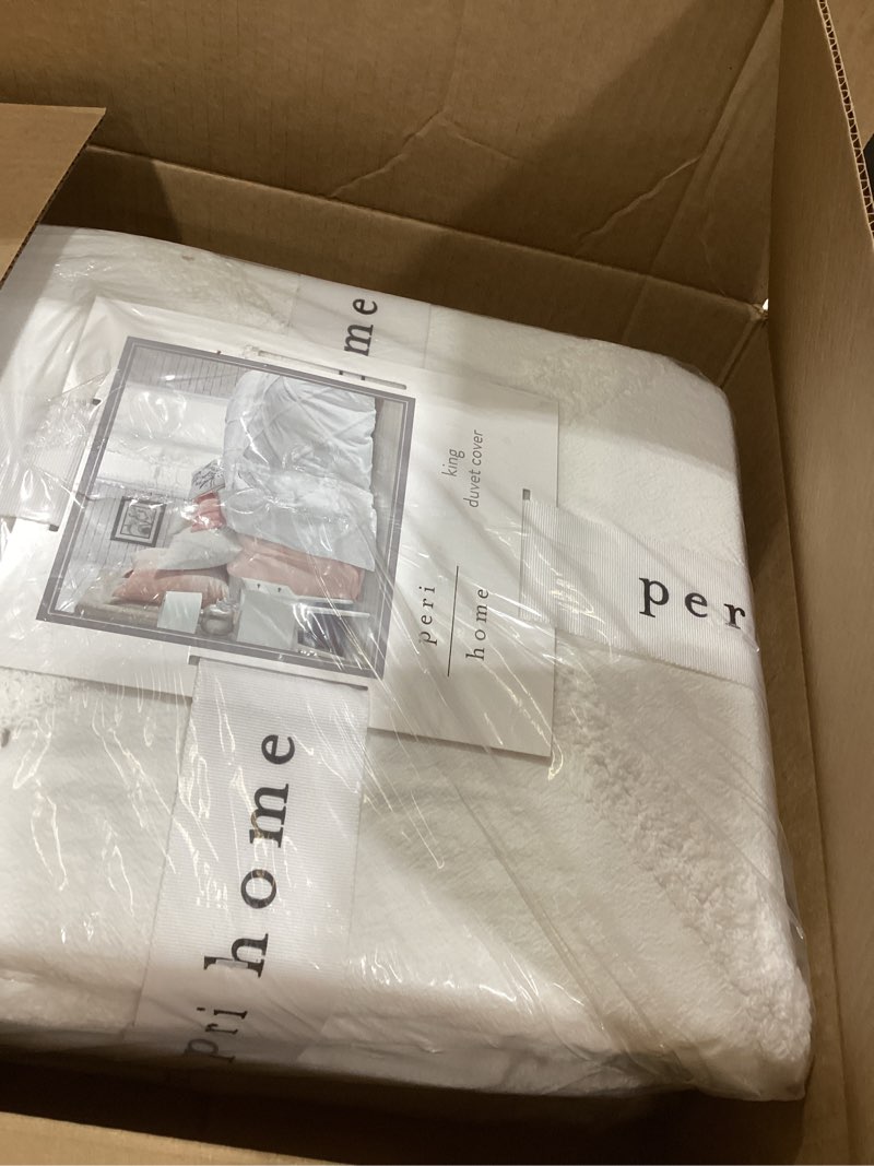 Condition photo showing Good Condition for Chenille Lattice 100% Cotton Duvet Cover, King, White