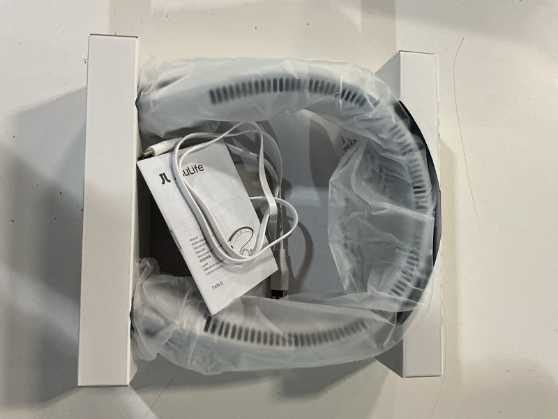 Condition photo showing Good Condition for jisulife 8 in. 3-speeds personal fan in grey