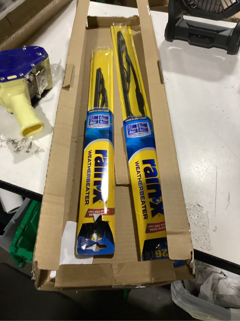 Condition photo showing New/Like New for rain-x 820145 weatherbeater wiper blades, 26" and 18" windshield wipers (pack of 2), automotive replacement windshield wiper blades that meet or exceed oem quality and durability standards 26" and 18" pack of 2