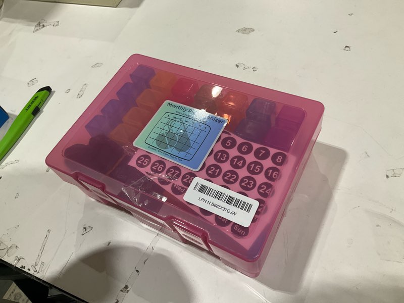 pill organizer