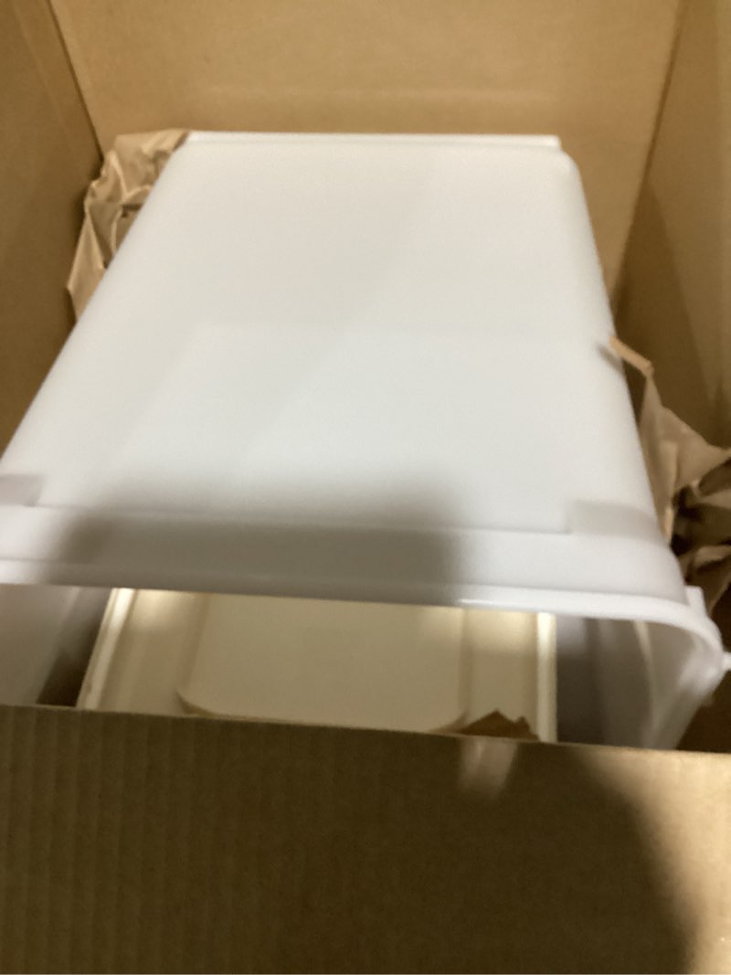 Condition photo showing Good Condition for (similar to) huang acrylic clear square wastebasket trash can | garbage container bin for bathrooms, kitchens, home offices | shatter-proof, stylish, durable and compact design