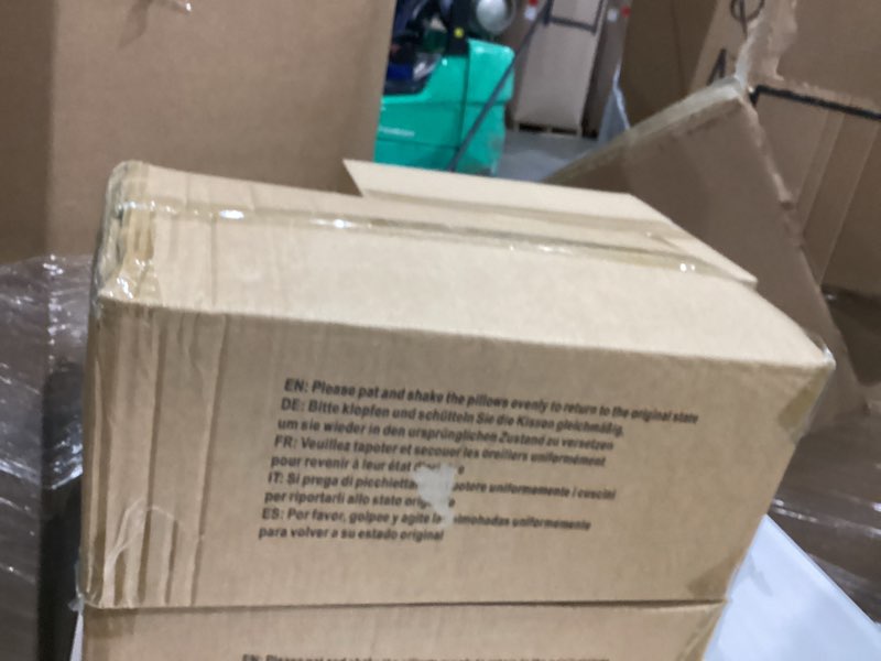 Condition photo showing New/Like New for Lanpn Christmas Tree Pillows Set of 2, Christmas Decoration Winter Soft Cute 3D Shaped Xmas Tree Throw Cushion with Leaves for Sofa Bedroom Xmas Decor (18x20 inch, Red & Green)