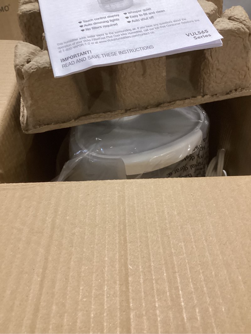 Condition photo showing Good Condition for Vicks Filter Free Plus Cool Mist Ultrasonic Humidifier - 1.2gal