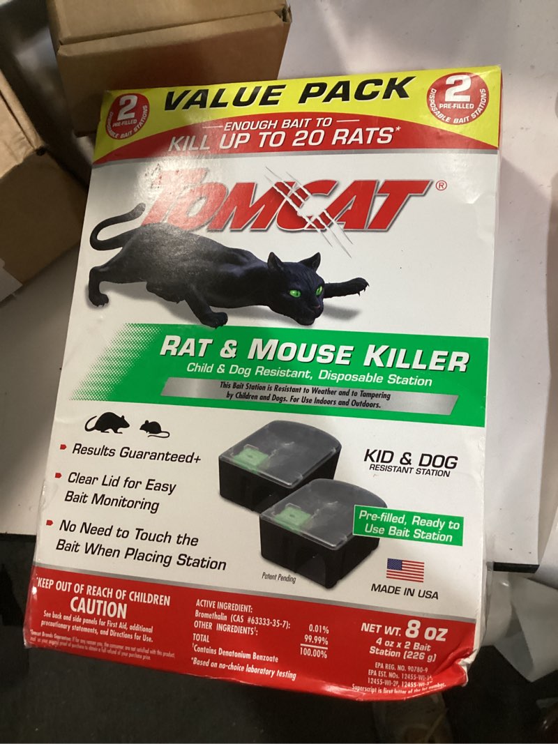 Condition photo showing New/Like New for Tomcat Rat & Mouse Killer  Child & Dog Resistant  Disposable Station - Value Pack With 2 Pre-filled Disposable Bait Stations