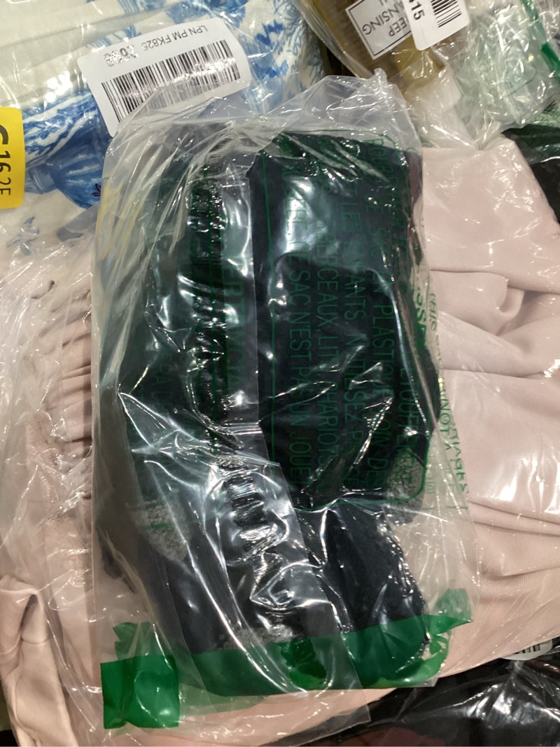 Coume 4 Pairs Kids Winter Touchscreen Gloves Warm Fleece Lined Child Knit Gloves Elastic Cuff Winter