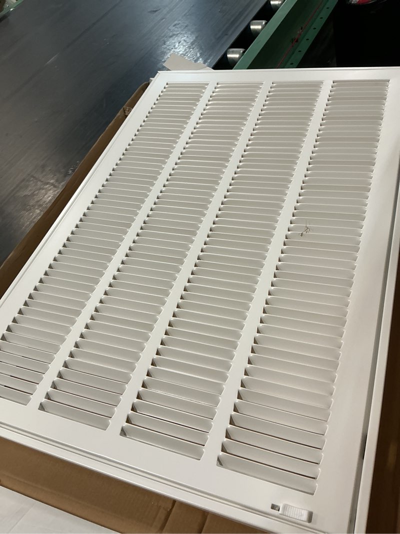 Condition photo showing Good Condition for reliabilt 16-in x 25-in steel white sidewall/ceiling filter grille