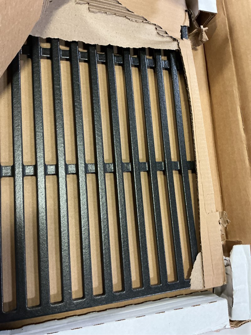 Condition photo showing Good Condition for weber replacement cooking grates for genesis e/s 300 gas grill