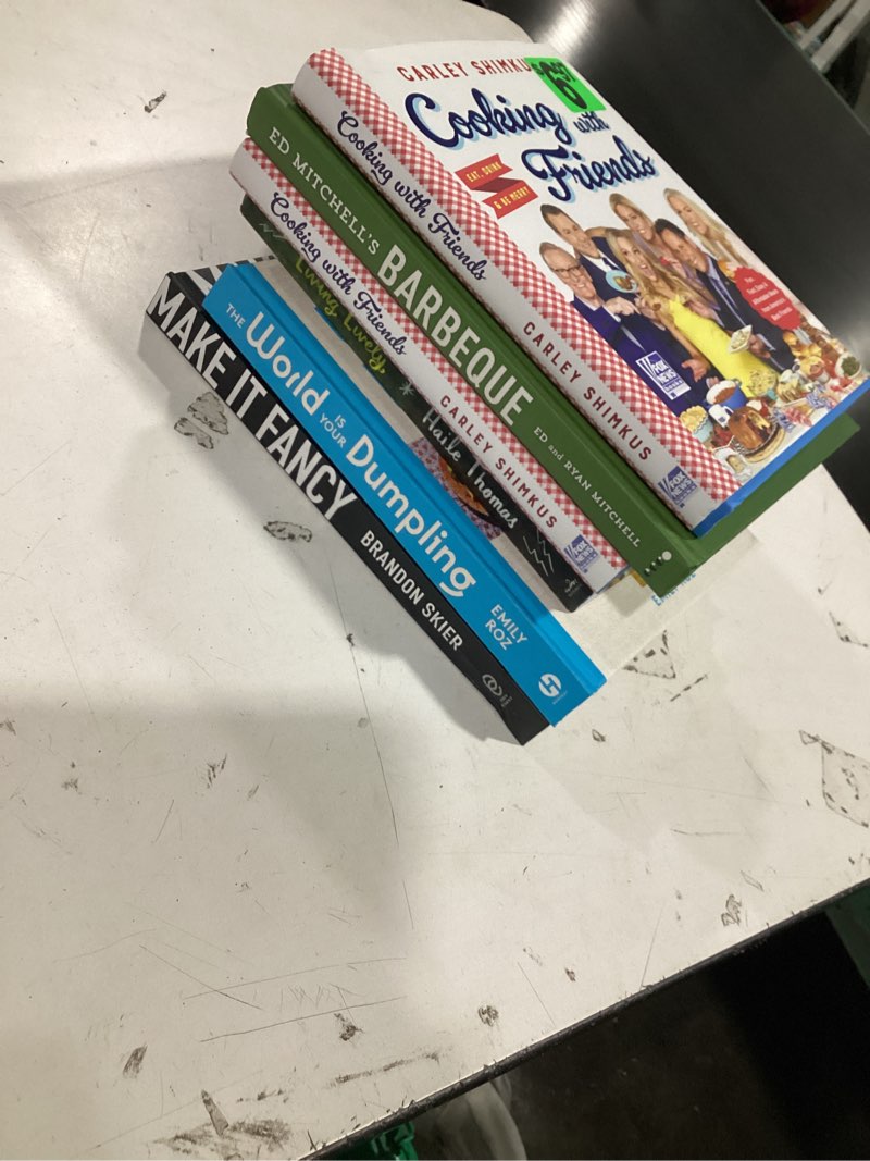 Condition photo showing Good Condition for assorted cooking books
