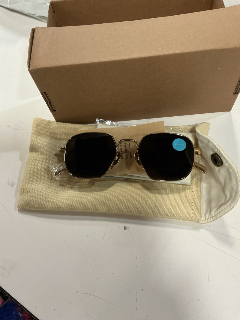 Condition photo showing New/Like New for TOMS Women's Sawyer Polarized Square Sunglasses, Shiny Gold, One Size