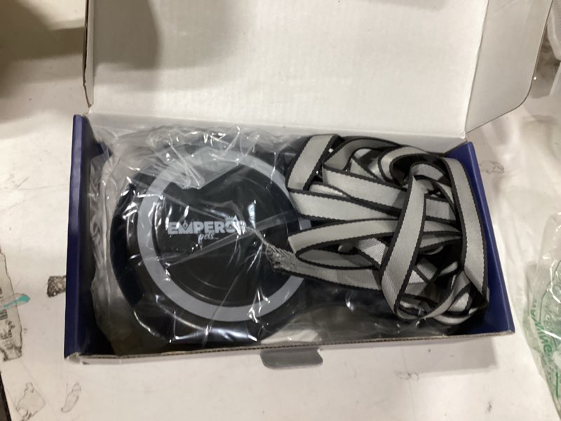 Condition photo showing Good Condition for emperor pets 26 ft retractable dog leash - heavy duty retractable pet leash with anti-slip grip - reflective dog leash tape for medium to large dogs up to 100 lbs -gy26 large - 26 ft grey