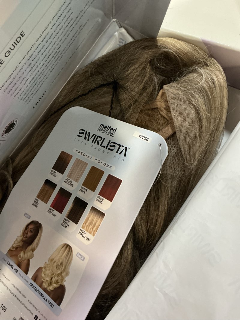 Condition photo showing Good Condition for outre lace front wig - melted hairline - swirlista - swirl 108 (frosted ash blonde)