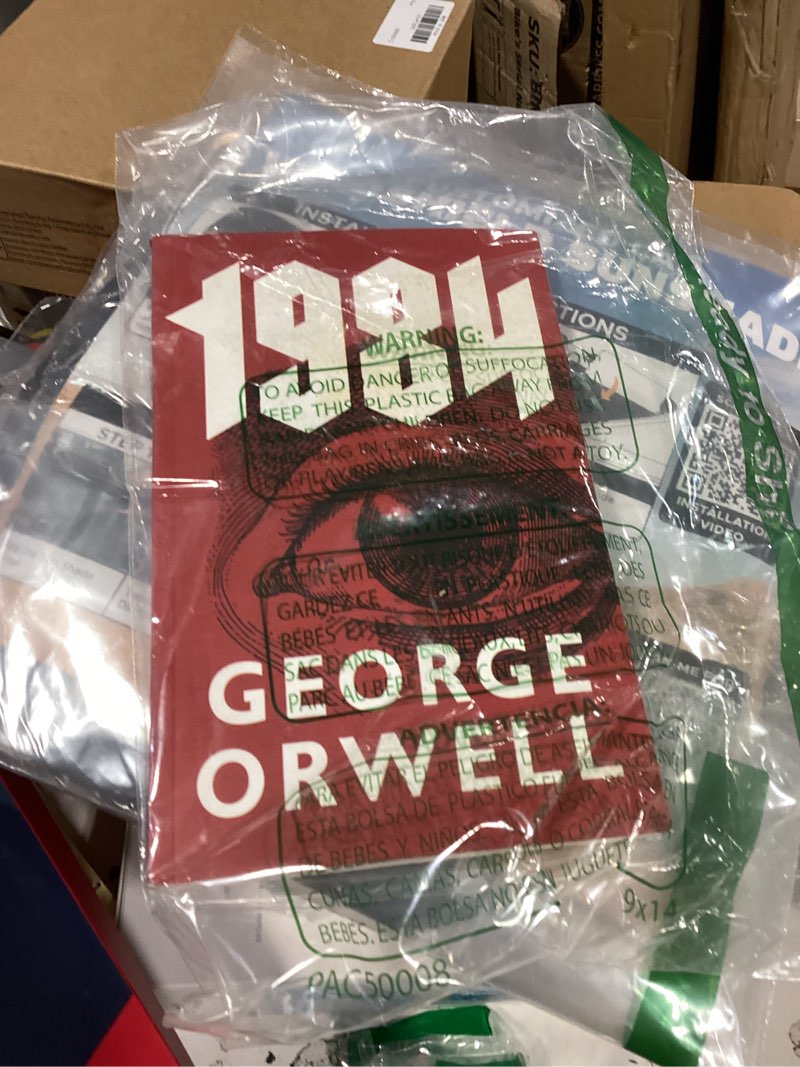 Condition photo showing New/Like New for 1984 george orwell - nineteen eighty-four - paperback