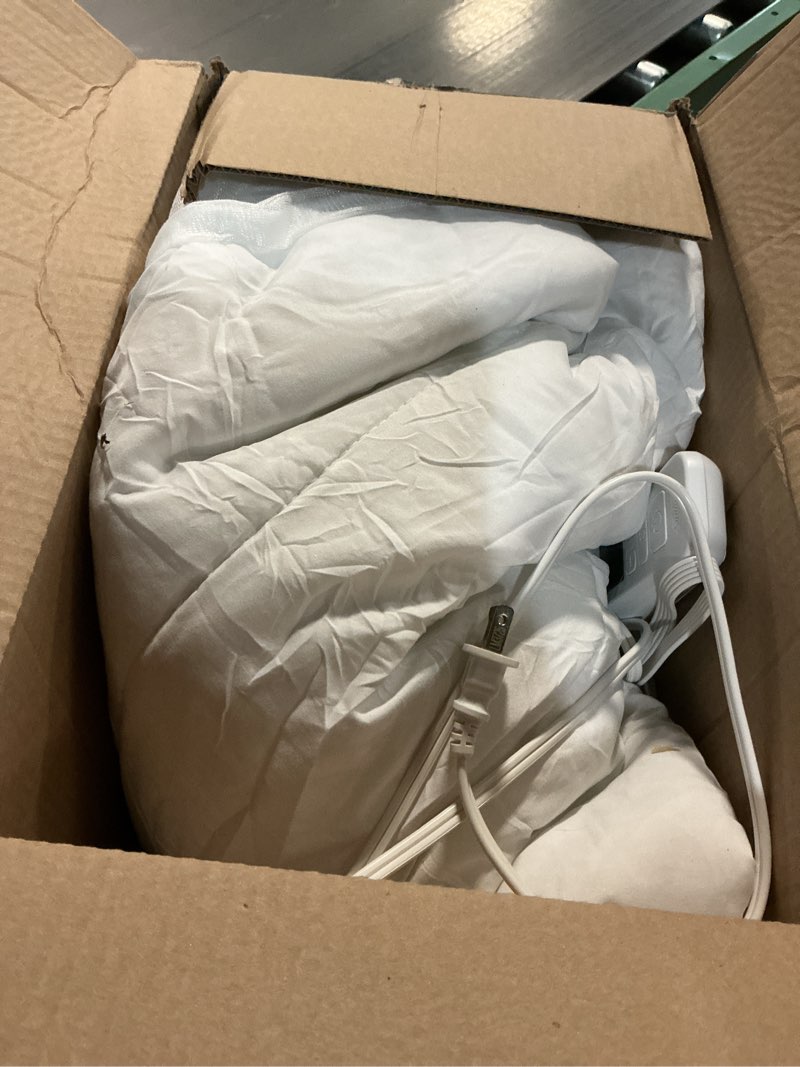 Condition photo showing As Is for Sunbeam Electric Restful Quilted Heated Mattress Pad Queen 80" x 60" 12 Heat Settings 12-Hour Auto Shut-Off Extra-Cozy Fabric Deep Pocket Fit Machine Washable White Quilted Vertical Queen