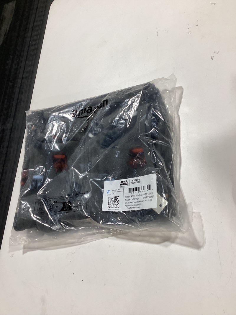 Amazon Essentials Disney | Marvel | Star Wars Boys' Polar Fleece Vests, Star Wars Vader, Small