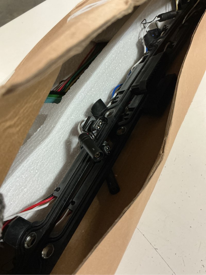 Condition photo showing Good Condition for F81Z-6584-AA Diesel Valve Cover Gaskets Kit with 8 Glow Plugs Compatible with 98-03 7.3L Ford Powerstroke Diesel F250 F350 E250 E350 98-03 7.3L Ford Gaskets