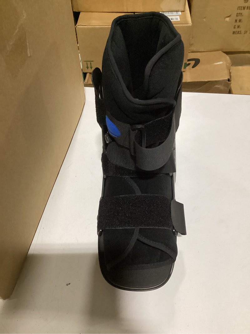 Condition photo showing New/Like New for united ortho short air cam walker fracture boot, small, black black small boot
