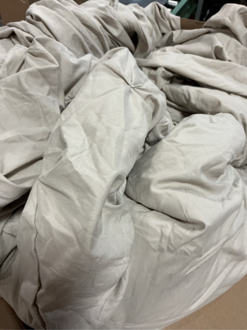 Condition photo showing Good Condition for CozyLux Oversized King Comforter Set Beige, 3 Pieces 120x98 Solid Breathable Quilted Style Bedding Sets All Season, Luxury Soft Down Alternative Comforter Bed Set (1 Comforter & 2 Pillowcases) Beige Oversized King