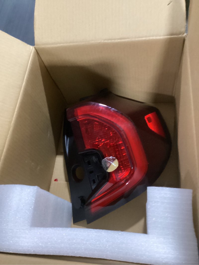Condition photo showing Good Condition for tail lights compatible with gmc terrain sle/slt/ at4 2022 2023 2024 tail lamp w/black trim rear outer taillights right passenger side replace gm2805150 84903100 sle|slt right passenger side