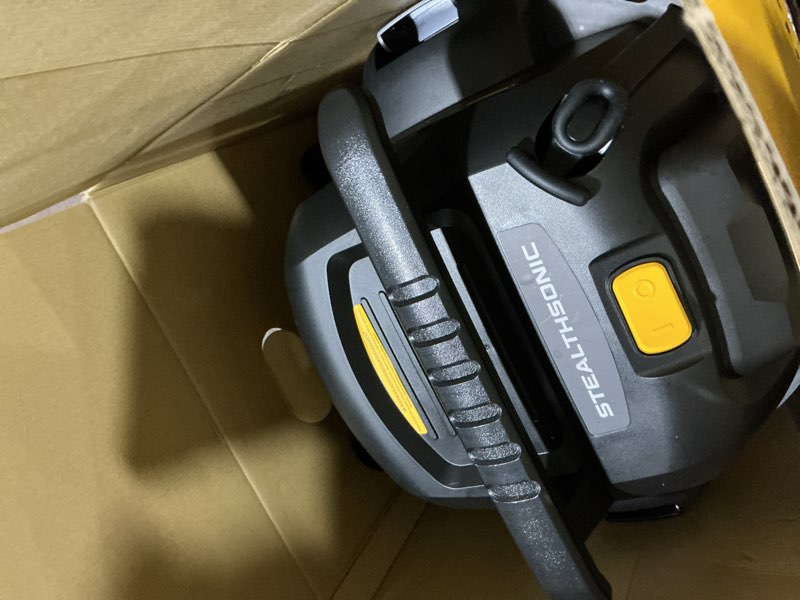 Condition photo showing Good Condition for dewalt stealthsonic quiet 12-gallon 5.5-hp corded wet/dry shop vacuum with accessories included