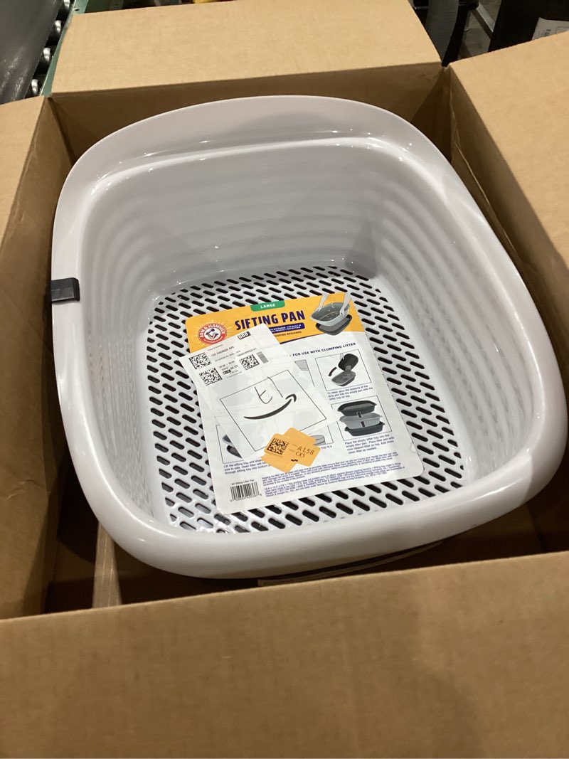 Condition photo showing Good Condition for arm & hammer large sifting litter box scoop free cat litter tray with microban, made in usa