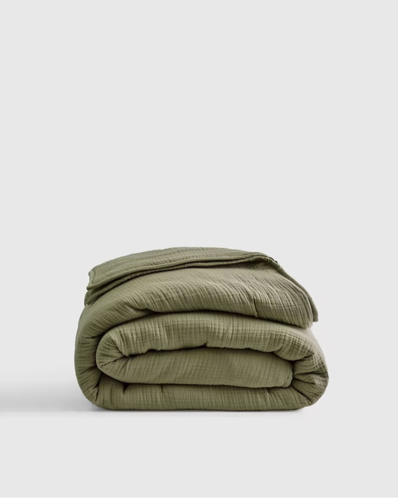 Quince Organic Cotton Gauze Dream Quilt Size: Full/Queen Olive