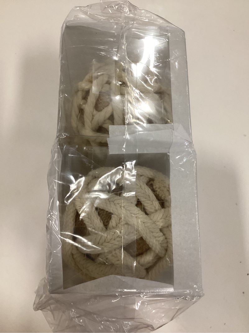 https://lotting-media.assets.bidfta.com/lotting_36161aa7-5738-45ab-a14e-ace82f65ecbf