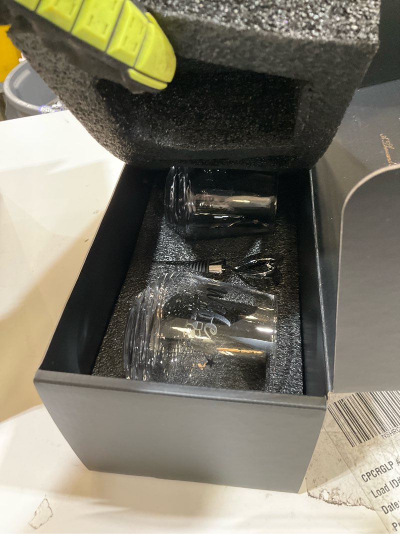 Condition photo showing Good Condition for  whiskey wine glasseswith heart. wine stopper set gifts for couples veir